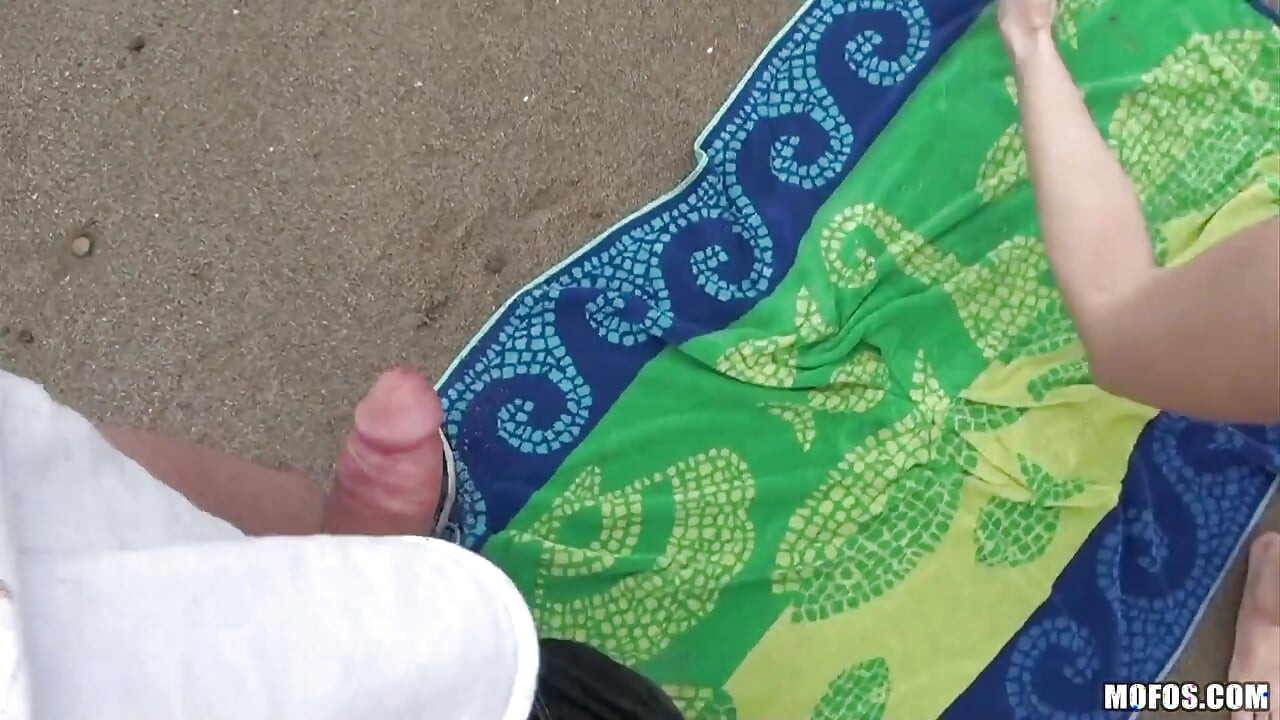 Pervs on Patrol - Jeanie Marie Sulivan Naked on the Beach Why Not Fuck