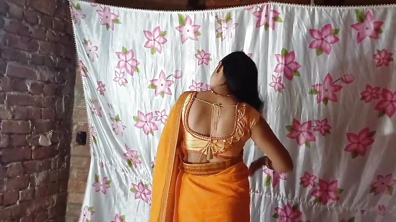 Stepsister Caught watching Porn by stepbrother desi Hindi MMS, local desi beautiful Stepsister hindi story Sex video Xxxx