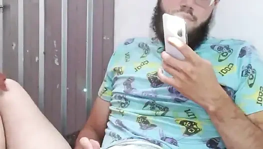 Stepbrothers Take Advantage of Having the House Alone and Enjoy a Delicious Fuck