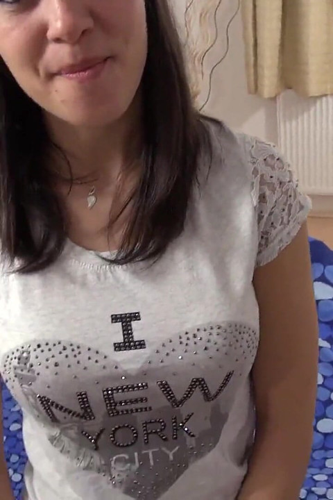 97 - 01 Babe Fucks for Creampie