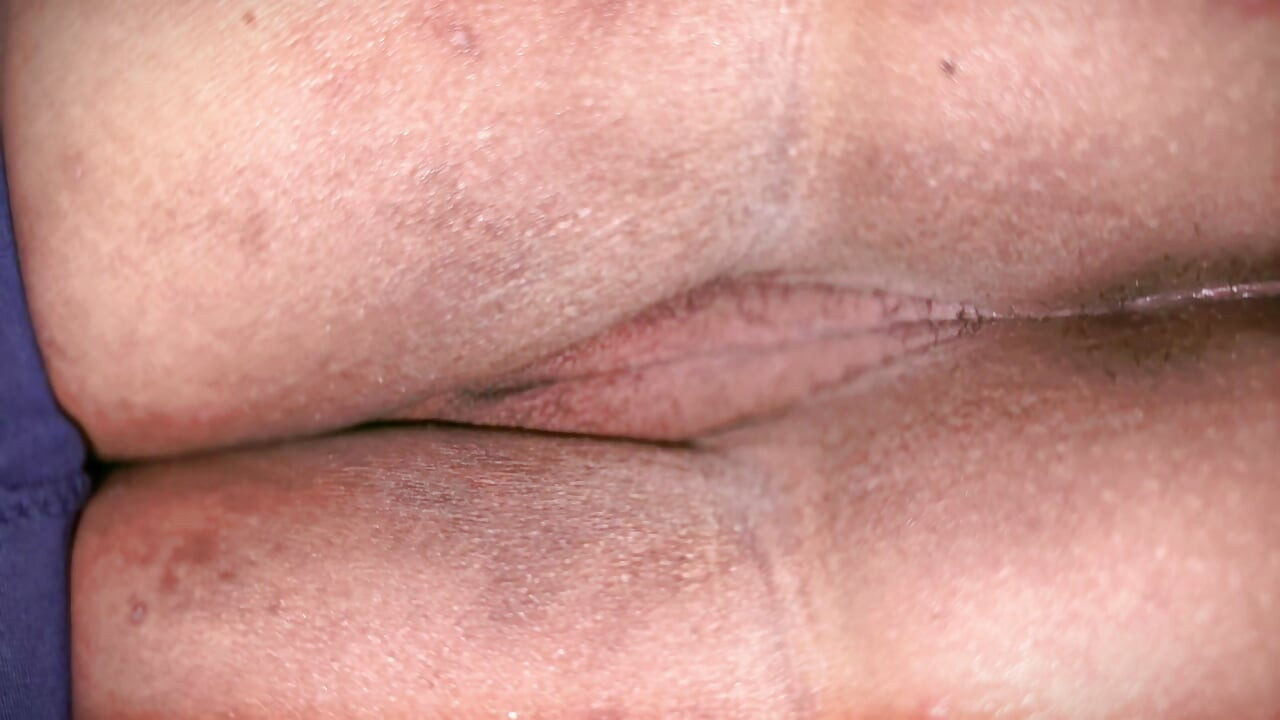 Stepmom Stuck Under Bed When she clean Stepson's room & now she want anal fuck from him