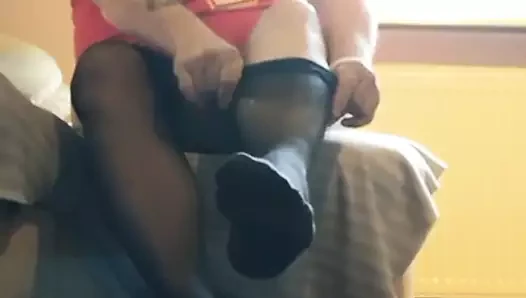 Erkeklerin de bacakları var. peki neden güzel yapmıyorsun