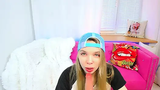 Custom Step-stepdaughter Steals Stepdaddy's Wallet 4K