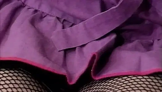 Memek wanita asal perancis yang ditindik dientot habis-habisan