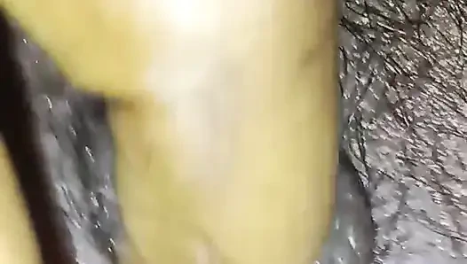 Hintli ulusal kız üvey annem amını parmaklıyor ve mastürbasyon yapıyor