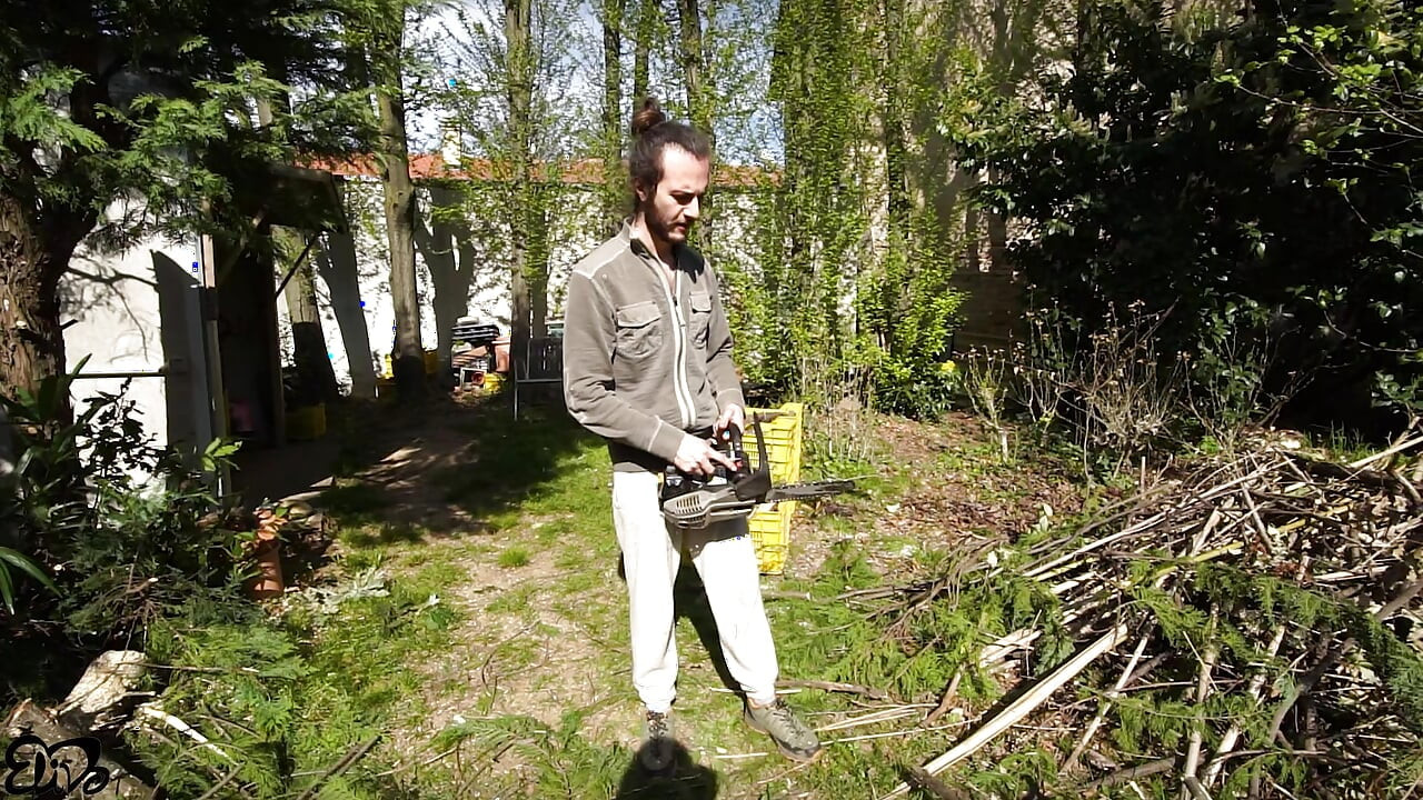 Looking for HARD TRUNKS to saw!(amateur sex in the woods)