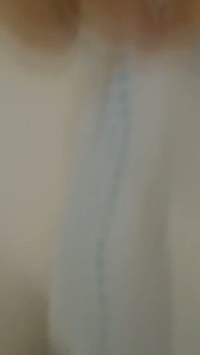 Transformación de hombre adulto a bebé con pañales | Clip 1