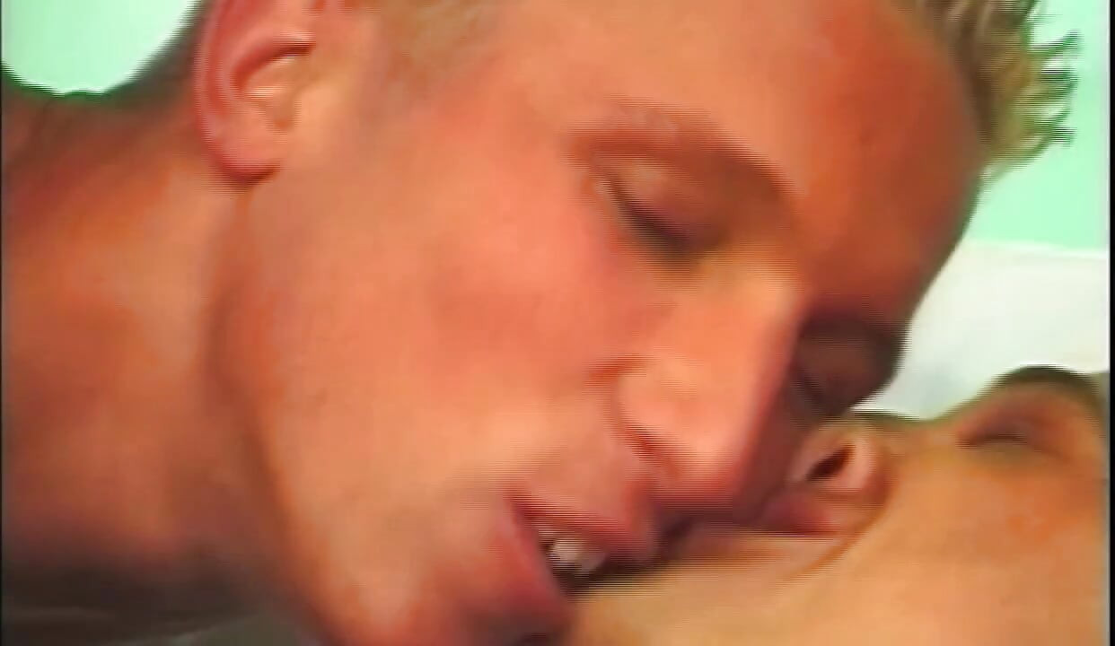 Throbbing Anal Stretch Mature Studs Kissing Passionately