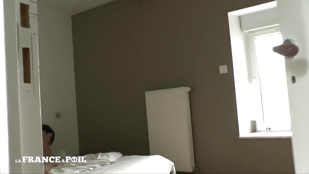 Syrial Never Stop Thinking About Sex Gets Her Ass Pounded