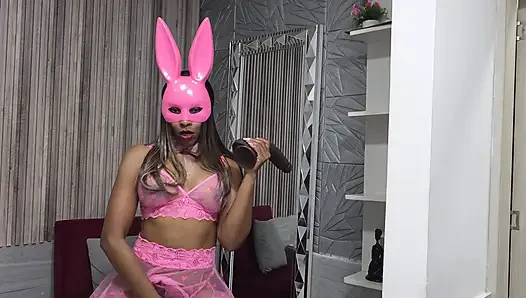 Memek aduhaiku dientot habis-habisan sama kontol besar