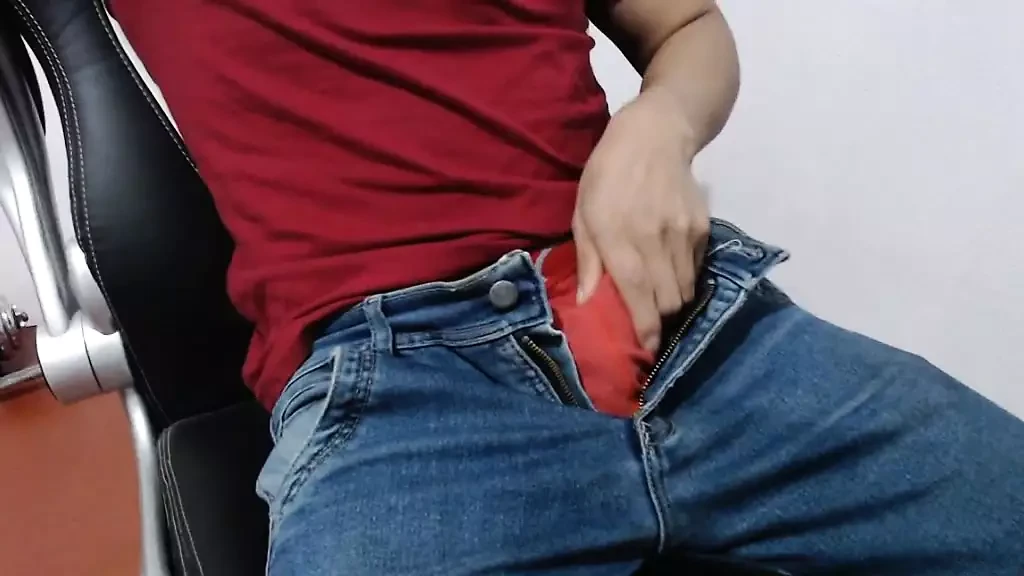 masturbation before sleeping uncut cock