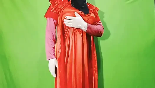 Seniman wanita Bengali ditelanjangi dan disetubuhi