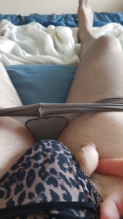 Butt-plugged Clitty Cums in New Panties