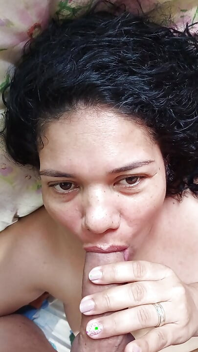 Amateur Deepthroat Blowjob
