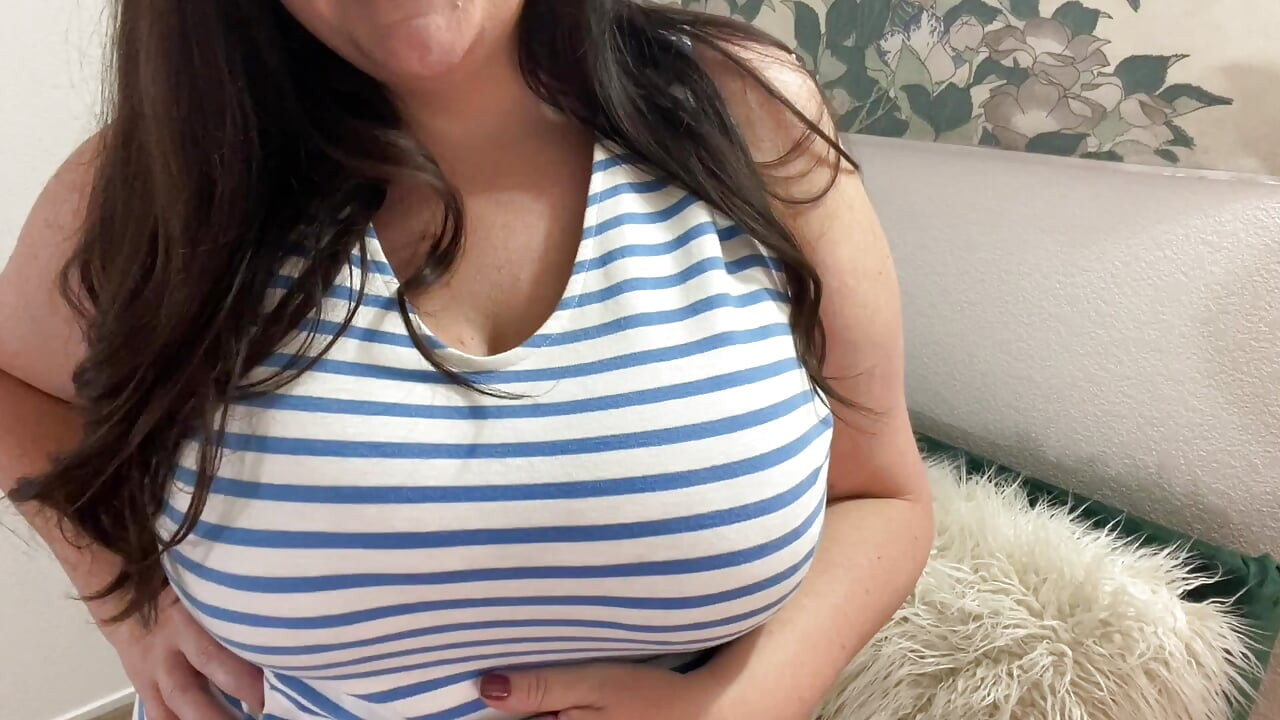 让你的丰满胖美女秘书怀孕