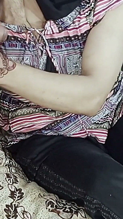 really indian hot wife wearing arabic hijab on live webcam plays with husband s big cock | Clip 1