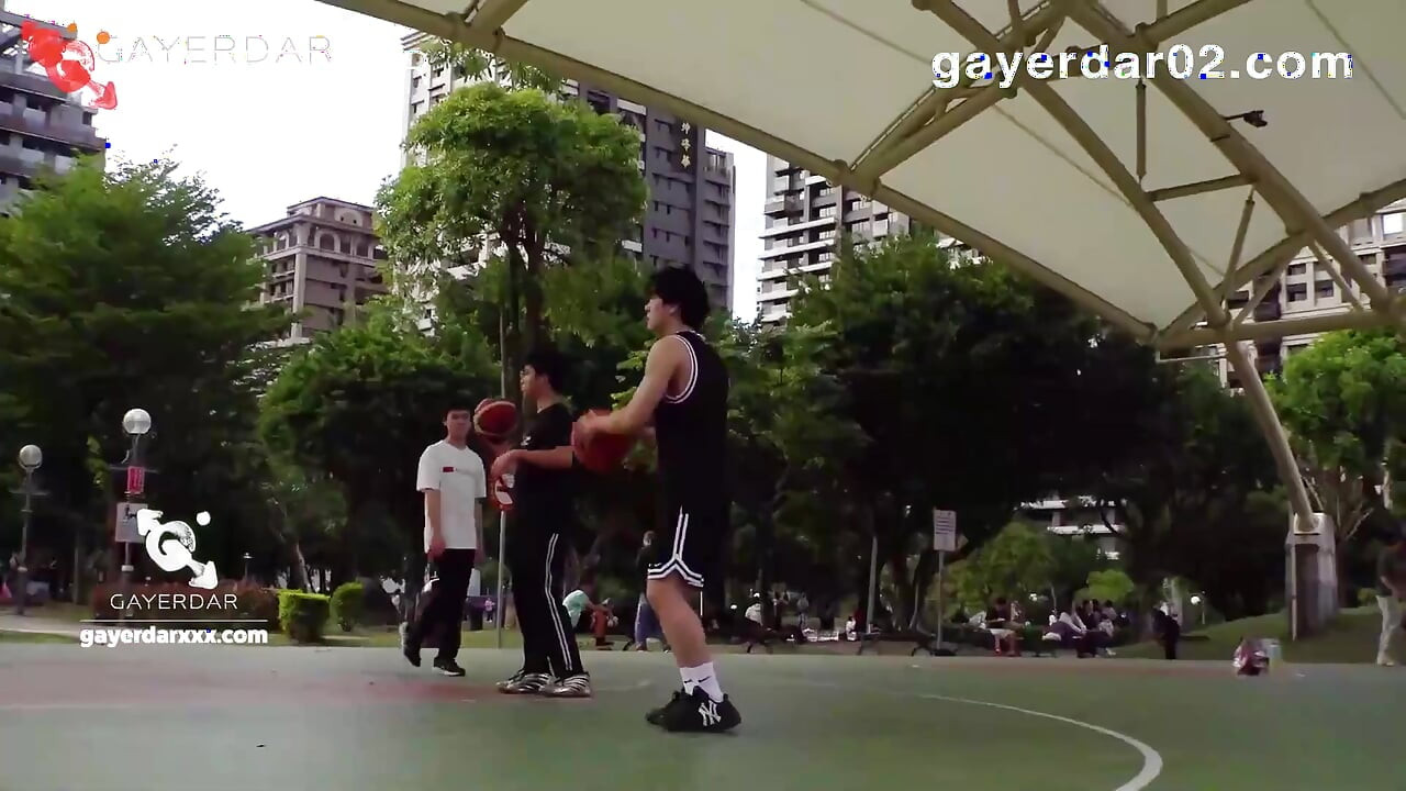 Edging Gen-z Basketballer in Dirty White Socks