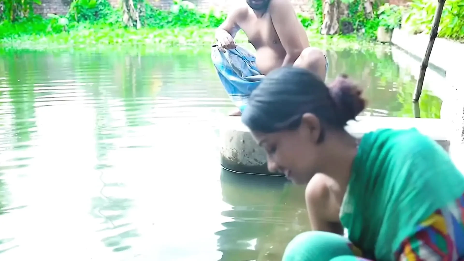 kaamwali-fucking-videos-feat-puja-sarkar-big-nipples-kissing