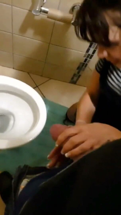 Cute emo pigtailed girl taking me for a piss | Clip 1