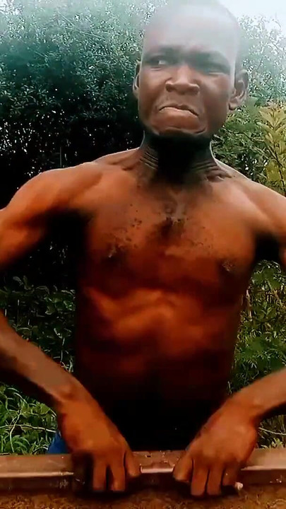 魅惑的な瞬間 "ボディビルディングの私の一日"