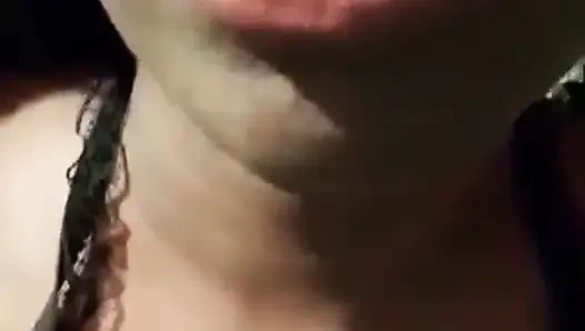 Siswa pantat besar dan sangat panas