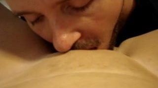 eating wifes pussy