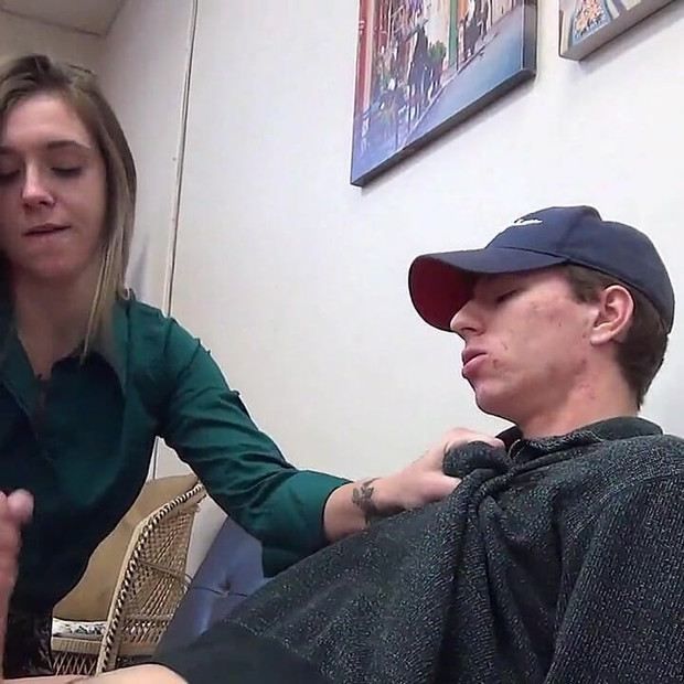 30 Violet Pops s Violet Thompson