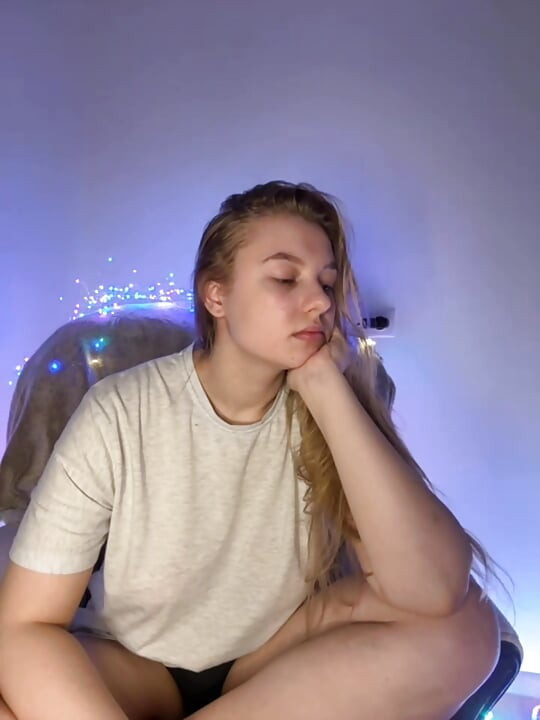 Ekstremno prstovanje u uskoj pički