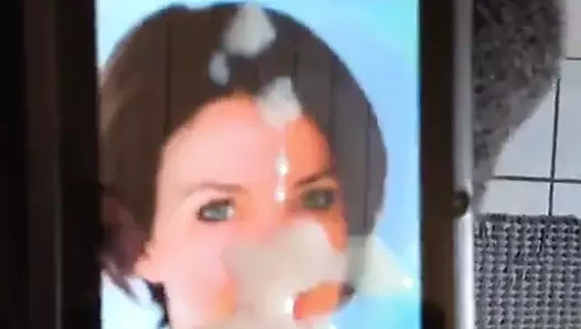Cumtribute video