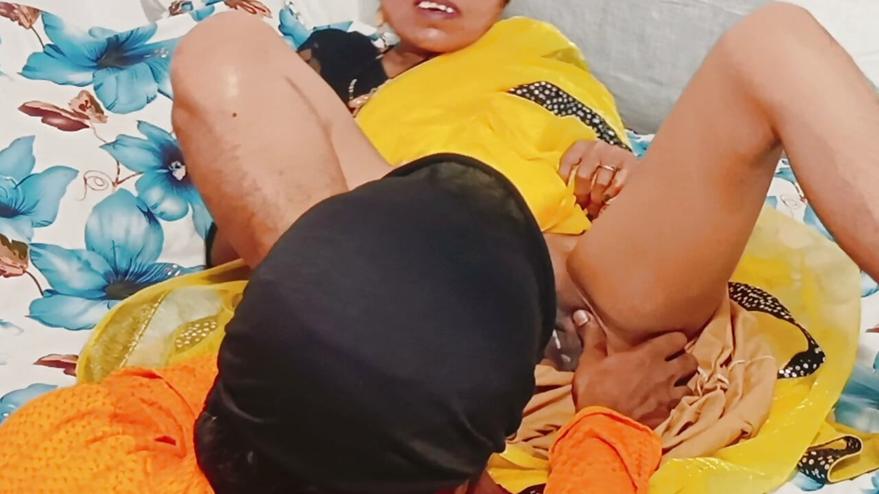 pehela night me chuth phad diya. Indian Asian romantic Hot couple