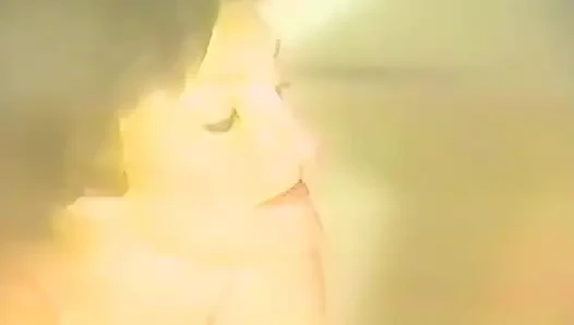 Azgın esmer gerçek acımasız yarak emiyor