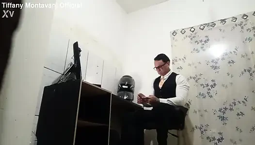 Tiffany Montavani покорна боссу