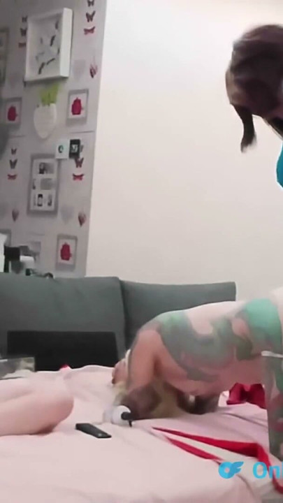 Η Dragon TGirl Charlotte αντιμετωπίζει το τεράστιο ακροτσούτσικο της TGirl Lucy | Απόσπασμα 2
