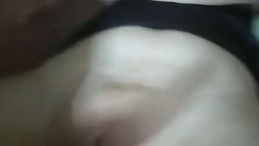 Amateur porn with blowjob and cumshot in the pussy.