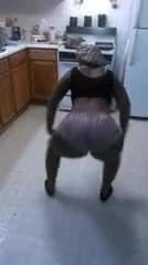 Badd Black Bitch Shaking Ass