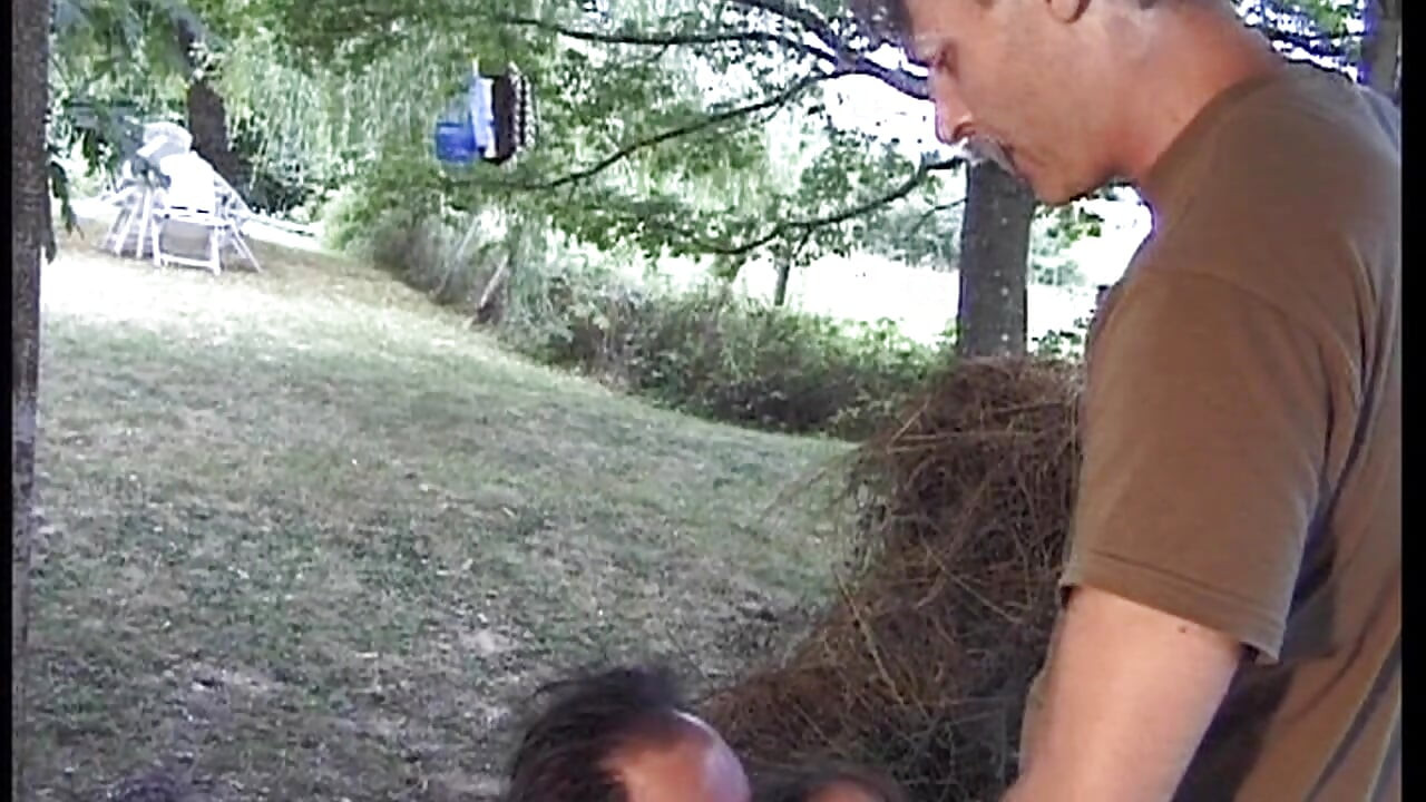 Mature Brunette Dripping Wet in Outdoor Hardcore Romp