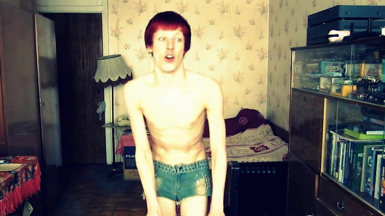 TWINK IS ALWAYS HUNGRY FOR RAW COCK