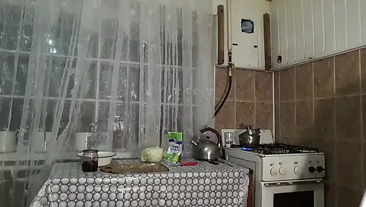 Sexy messy housewife with big tits ! JOI! Tits covering in food!