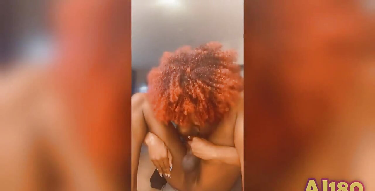 Ansaitse se osa 1 ja 2 Tämä on osa chaturbate-istuntoa, twerkkausta ja custom-video (lyhennettynä), jonka halusin jakaa