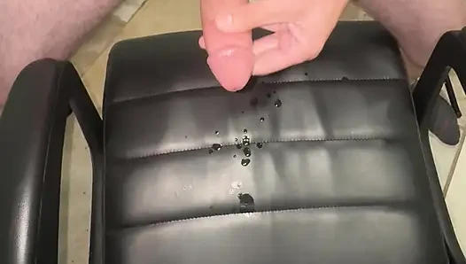 POV your waiting for a facial from my bwc