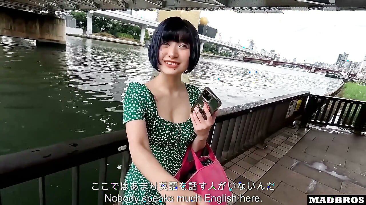Azgın Japon paylaşım arkadaşları banyoda sikişirken ve saatlerce sürekli orgazm oluyor!!