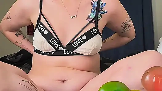 Pelacur Kotor Penetrasi Memek Tiga Kali Lipat