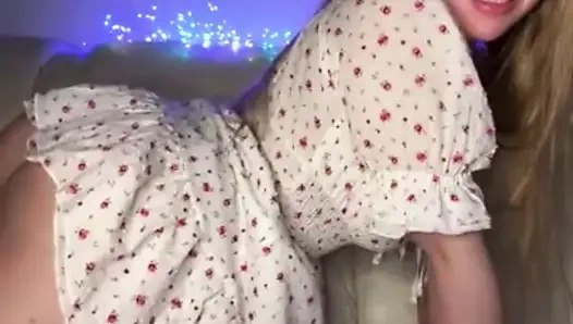 Jucielussie fingering anal and pussy