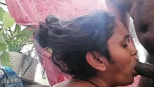 Почему моя мачеха всегда носит, чтобы соблазнить меня