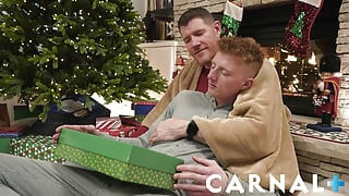 Horny ginger Richie West gets stretched by hung doc daddy