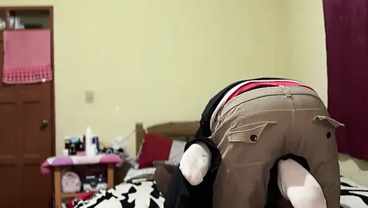 I SUCKED THE BIG ASS OF THE LADY WHO RENTS ME