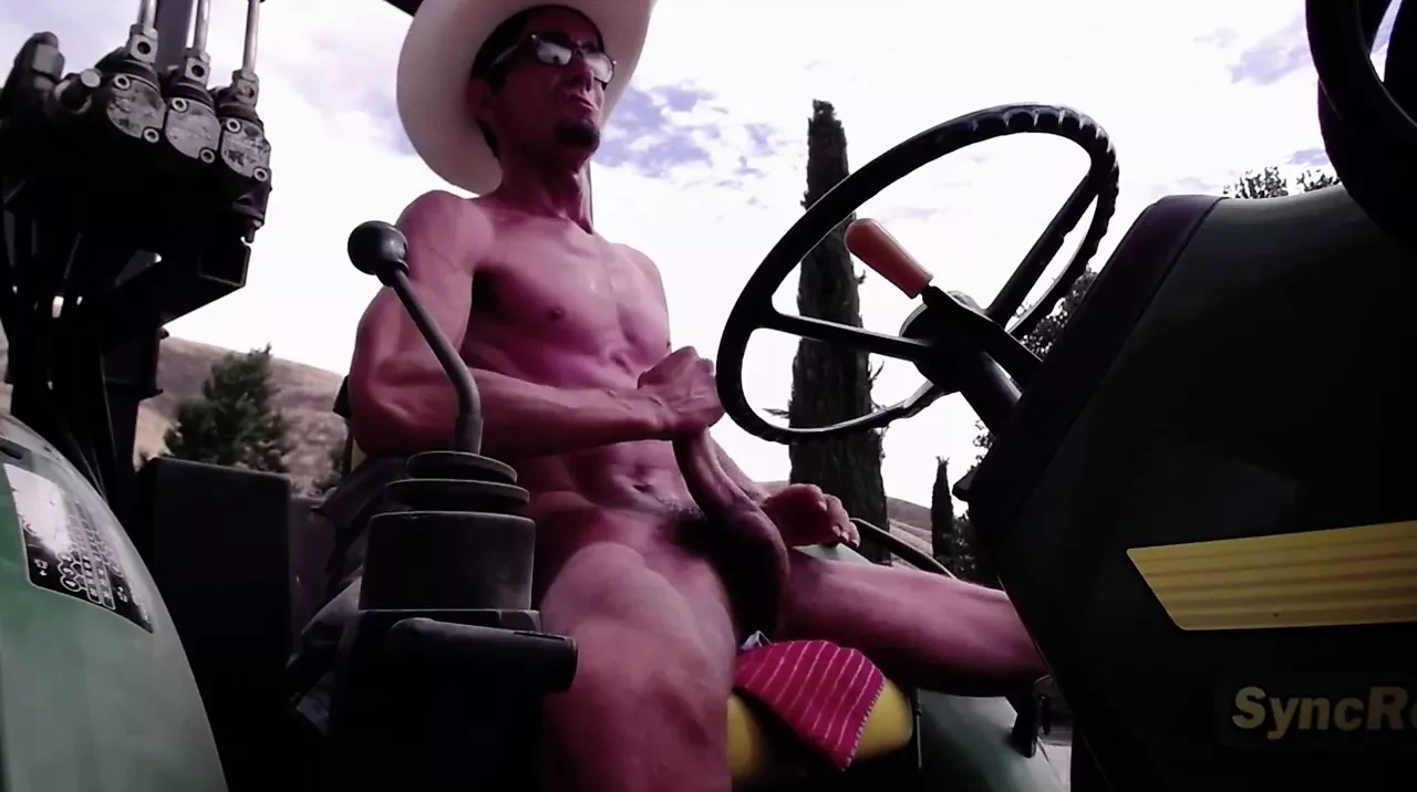 Cam Cum: Redneck Cum on Tractor