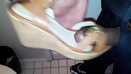 sikik latinler ikinci kez takıyor