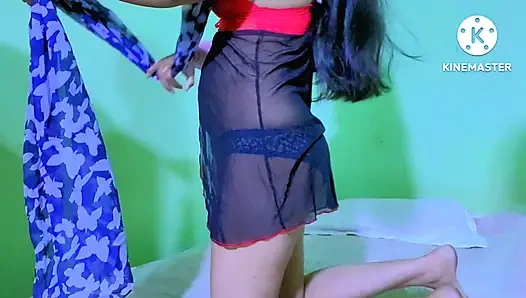 Boss surprise sex with her colleague staff