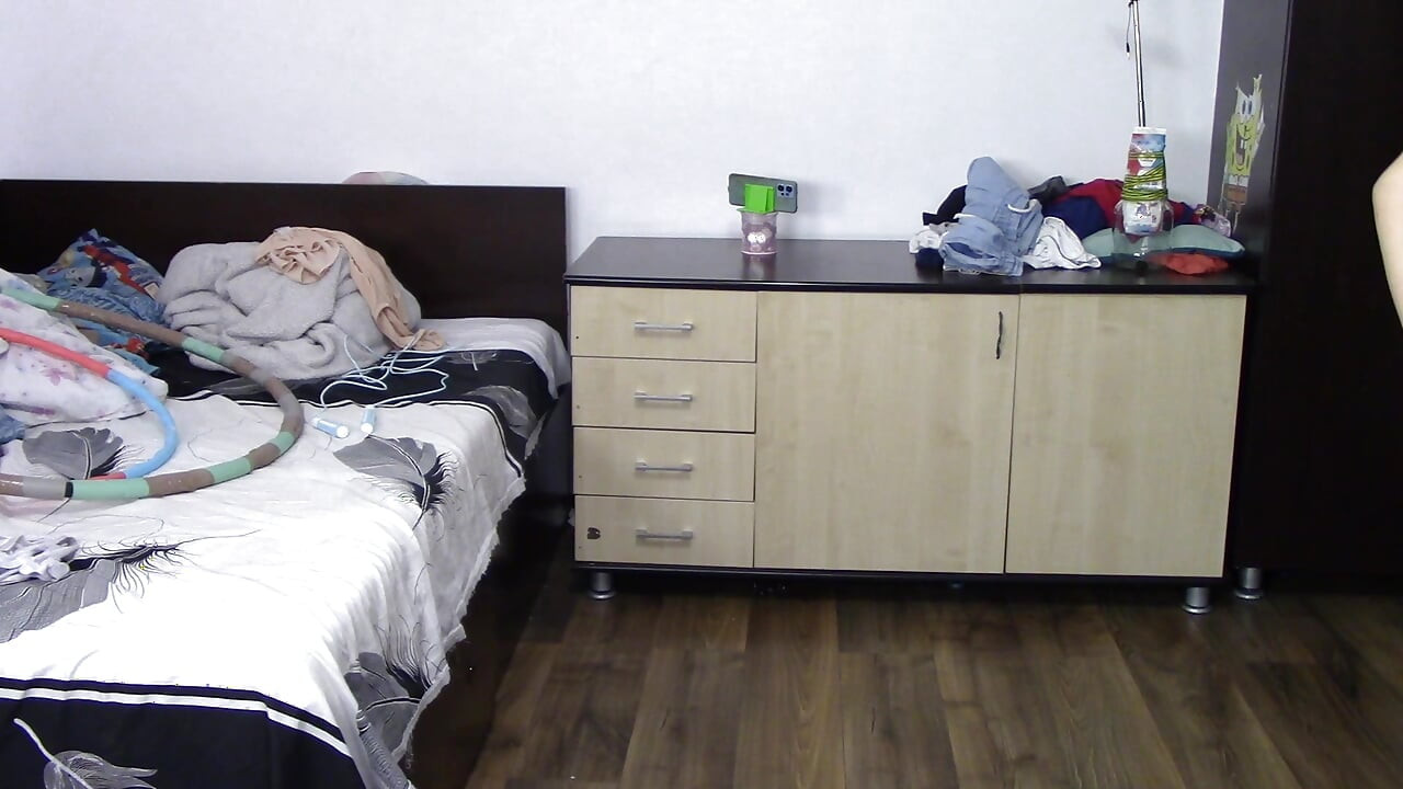 Sexy wife workout at home naked.